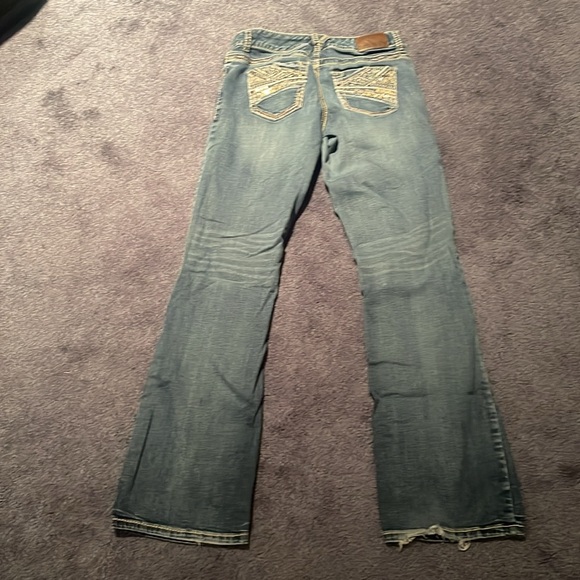 Maurice’s Jeans - Used - 1/2 but could fit a 3/4 - Picture 2 of 4
